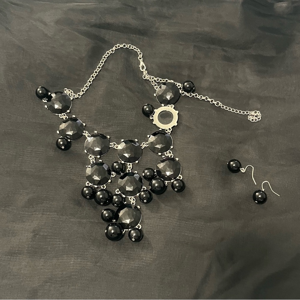 Elegant Black Beaded Necklace and Earring Set